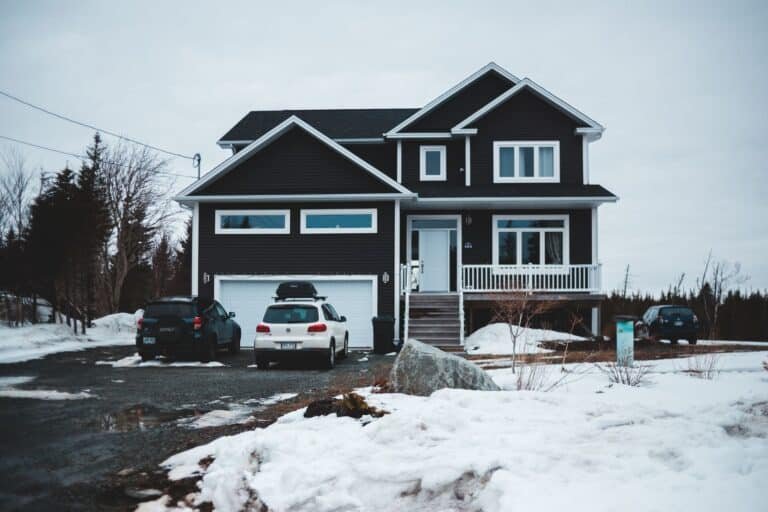 Heat Pump & Battery Rebates by Province (2026): What’s Actually Available